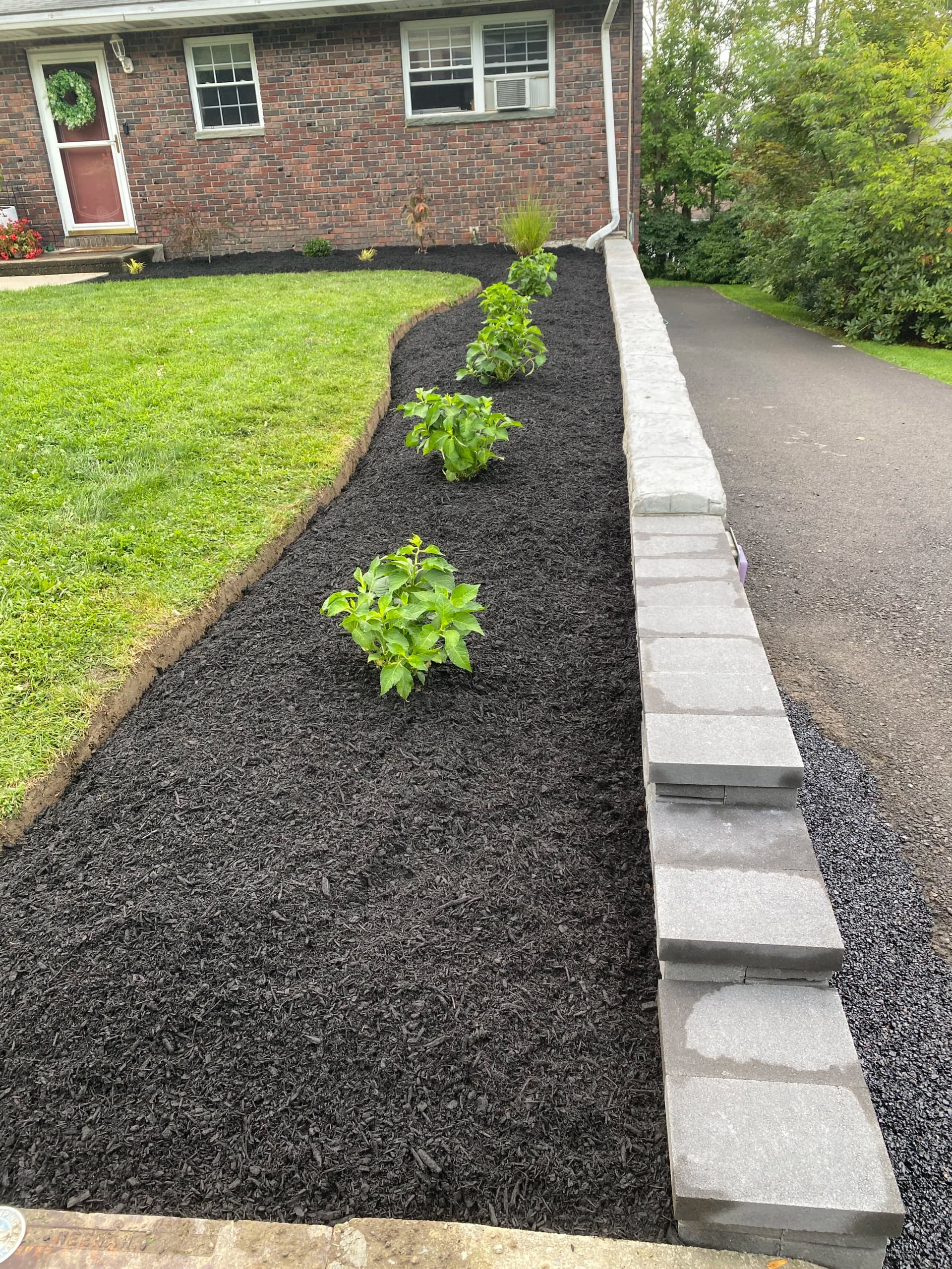 Retaining Wall, Fresh Mulch Beds and New Plants Done Right
